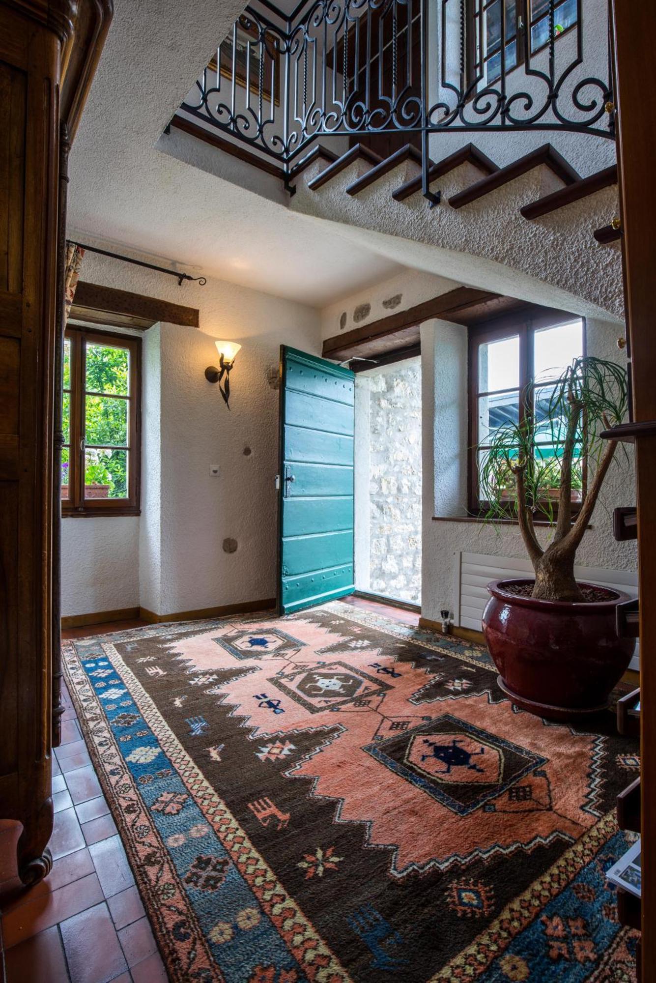 Hotel Domaine De Châteauvieux 4*