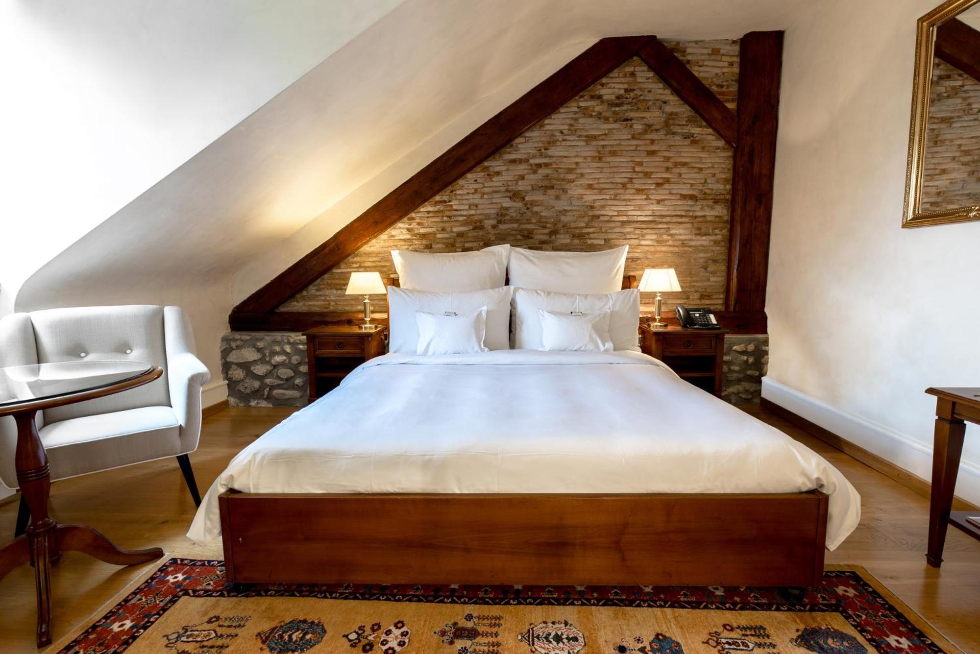 Hotel Domaine De Chateauvieux