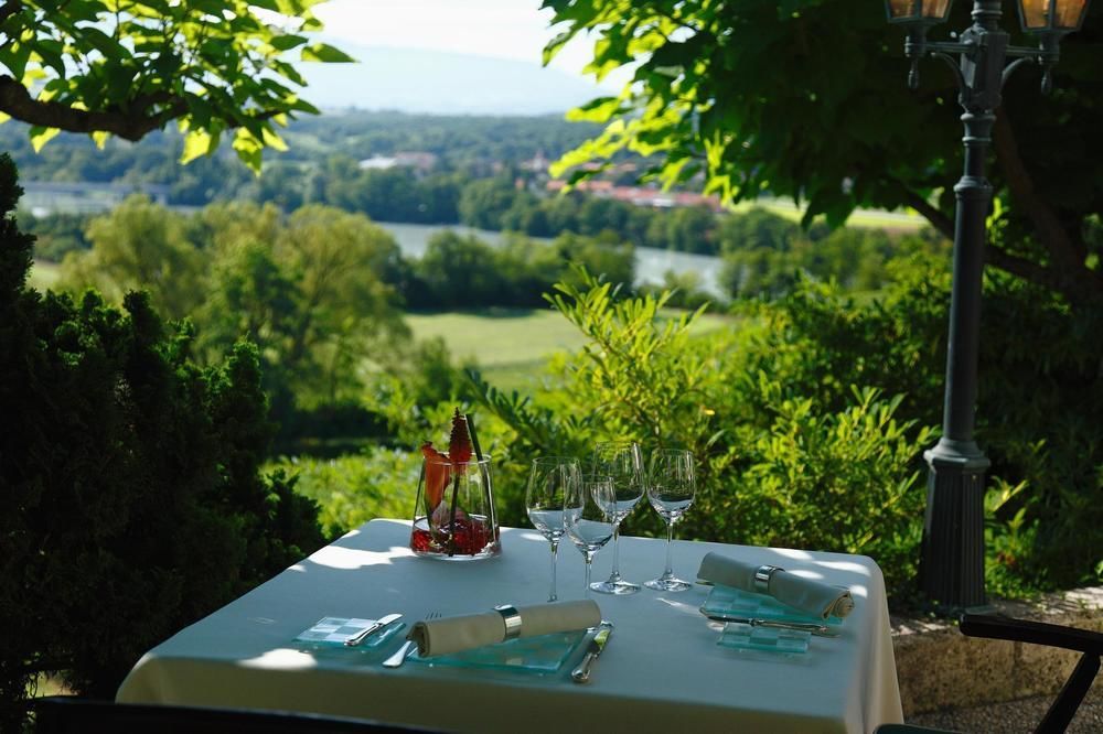 Domaine De Chateauvieux