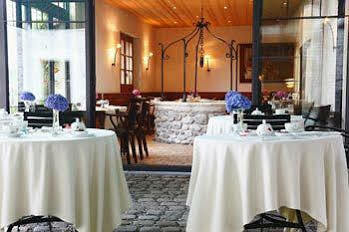 Domaine De Chateauvieux 4* Peney Dessus
